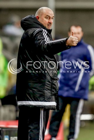  13.12.2015 WARSZAWA PILKA NOZNA <br />FOOTBALL EKSTRAKLASA STADION LEGII<br />MECZ LEGIA WARSZAWA - PIAST GLIWICE<br />N/Z TRENER LEGII STANISLAW CZERCZESOW<br /> 