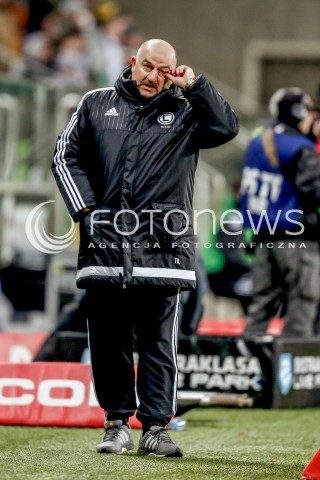 13.12.2015 WARSZAWA PILKA NOZNA <br />FOOTBALL EKSTRAKLASA STADION LEGII<br />MECZ LEGIA WARSZAWA - PIAST GLIWICE<br />N/Z TRENER LEGII STANISLAW CZERCZESOW<br /> 