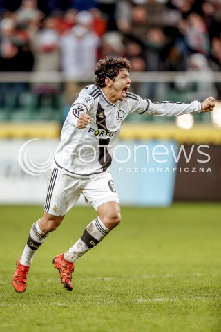  13.12.2015 WARSZAWA PILKA NOZNA <br />FOOTBALL EKSTRAKLASA STADION LEGII<br />MECZ LEGIA WARSZAWA - PIAST GLIWICE<br />N/Z RADOSC GUILHERME BRAMKA GOL EMOCJE<br /> 