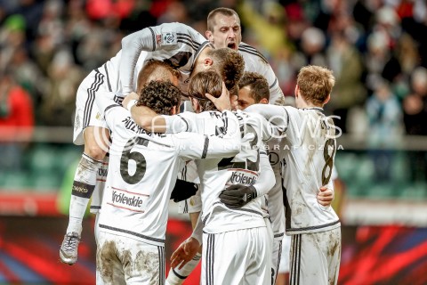  13.12.2015 WARSZAWA PILKA NOZNA <br />FOOTBALL EKSTRAKLASA STADION LEGII<br />MECZ LEGIA WARSZAWA - PIAST GLIWICE<br />N/Z RADOSC LEGII PO STRZELONEJ BRAMCE BRAMKA GOL EMOCJE<br /> 