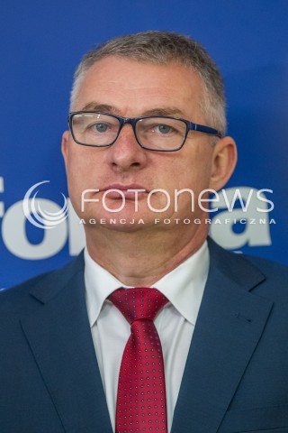  14.12.2015 RZESZOW<br />WIZYTA KANDYDATA NA SZEFA PLATFORMY OBYWATELSKIEJ GRZEGORZA SCHETYNY W RZESZOWIE<br />N/Z MAREK RZASA<br /> 