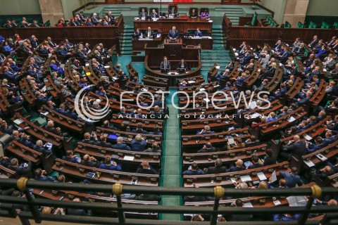  21.12.2015 WARSZAWA SEJM<br />SZOSTE POSIEDZENIE SEJMU VIII KADENCJI<br />N/Z SALA OBRAD<br /> 