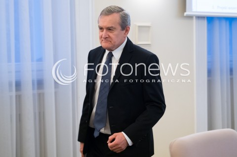  21.12.2015 WARSZAWA<br /> POSIEDZENIE RADY MINISTROW<br /> N/Z  PIOTR GLINSKI<br /> 