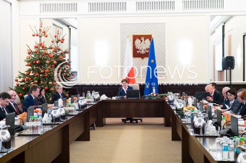  21.12.2015 WARSZAWA<br /> POSIEDZENIE RADY MINISTROW<br /> N/Z  RADA MINISTROW<br /> 