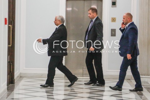  29.12.2015 WARSZAWA SEJM<br />POSIEDZENIE SEJMU VIII KADENCJI<br />N/Z JAROSLAW KACZYNSKI OCHRONIARZE BOR OCHRONA<br /> 