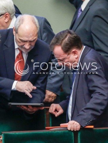  29.12.2015 WARSZAWA SEJM<br />POSIEDZENIE SEJMU VIII KADENCJI<br />N/Z ANTONI MACIEREWICZ MARIUSZ KAMINSKI<br /> 