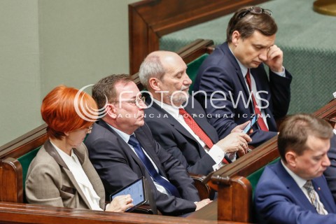  29.12.2015 WARSZAWA SEJM<br />POSIEDZENIE SEJMU VIII KADENCJI<br />N/Z ELZBIETA RAFALSKA MARIUSZ KAMINSKI ANTONI MACIEREWICZ ZBIGNIEW ZIOBRO<br /> 