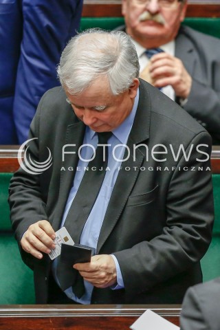  30.12.2015 WARSZAWA SEJM<br />POSIEDZENIE SEJMU VIII KADENCJI<br />N/Z JAROSLAW KACZYNSKI KARTA POSELSKA<br /> 