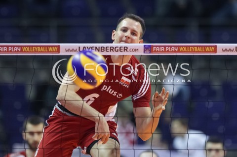  05.01.2016 BERLIN NIEMCY<br />SIATKOWKA MEZCZYZN KWALIFIKACJE DO IGRZYSK OLIMPIJSKICH W BRAZYLII <br />2016 Mens Volleyball European Olympic Qualification Tournament in Berlin<br />MECZ POLSKA - SERBIA ( Poland - Serbia ) <br />N/Z BARTOSZ KUREK SYLWETKA ATAK<br /> 