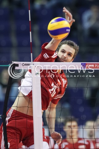  05.01.2016 BERLIN NIEMCY<br />SIATKOWKA MEZCZYZN KWALIFIKACJE DO IGRZYSK OLIMPIJSKICH W BRAZYLII <br />2016 Mens Volleyball European Olympic Qualification Tournament in Berlin<br />MECZ POLSKA - SERBIA ( Poland - Serbia ) <br />N/Z MATEUSZ MIKA SYLWETKA ATAK<br /> 