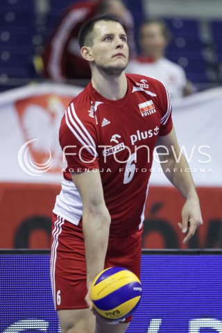  05.01.2016 BERLIN NIEMCY<br />SIATKOWKA MEZCZYZN KWALIFIKACJE DO IGRZYSK OLIMPIJSKICH W BRAZYLII <br />2016 Mens Volleyball European Olympic Qualification Tournament in Berlin<br />MECZ POLSKA - SERBIA ( Poland - Serbia ) <br />N/Z BARTOSZ KUREK SYLWETKA <br /> 