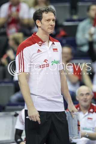  05.01.2016 BERLIN NIEMCY<br />SIATKOWKA MEZCZYZN KWALIFIKACJE DO IGRZYSK OLIMPIJSKICH W BRAZYLII <br />2016 Mens Volleyball European Olympic Qualification Tournament in Berlin<br />MECZ POLSKA - SERBIA ( Poland - Serbia ) <br />N/Z STEPHANE ANTIGA - I TRENER ( HEAD COACH ) SYLWETKA <br /> 