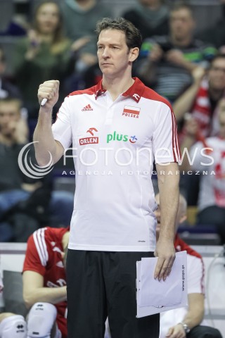  05.01.2016 BERLIN NIEMCY<br />SIATKOWKA MEZCZYZN KWALIFIKACJE DO IGRZYSK OLIMPIJSKICH W BRAZYLII <br />2016 Mens Volleyball European Olympic Qualification Tournament in Berlin<br />MECZ POLSKA - SERBIA ( Poland - Serbia ) <br />N/Z STEPHANE ANTIGA - I TRENER ( HEAD COACH ) SYLWETKA RADOSC EMOCJE <br /> 