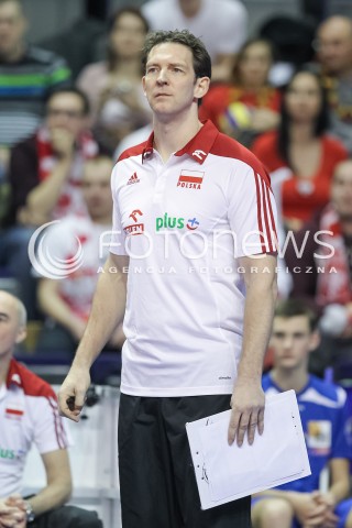  05.01.2016 BERLIN NIEMCY<br />SIATKOWKA MEZCZYZN KWALIFIKACJE DO IGRZYSK OLIMPIJSKICH W BRAZYLII <br />2016 Mens Volleyball European Olympic Qualification Tournament in Berlin<br />MECZ POLSKA - SERBIA ( Poland - Serbia ) <br />N/Z STEPHANE ANTIGA - I TRENER ( HEAD COACH ) SYLWETKA <br /> 