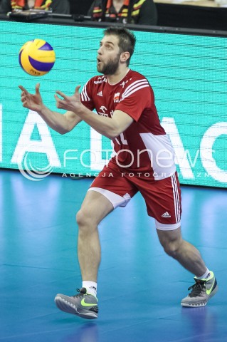  05.01.2016 BERLIN NIEMCY<br />SIATKOWKA MEZCZYZN KWALIFIKACJE DO IGRZYSK OLIMPIJSKICH W BRAZYLII <br />2016 Mens Volleyball European Olympic Qualification Tournament in Berlin<br />MECZ POLSKA - SERBIA ( Poland - Serbia ) <br />N/Z GRZEGORZ LOMACZ SYLWETKA <br /> 