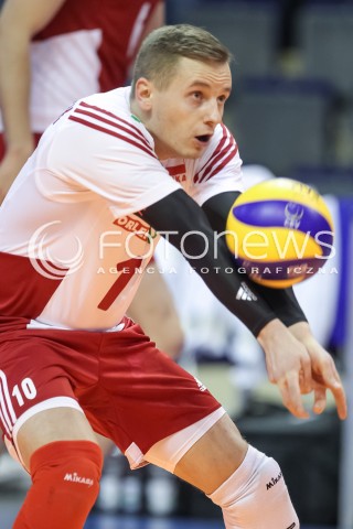  05.01.2016 BERLIN NIEMCY<br />SIATKOWKA MEZCZYZN KWALIFIKACJE DO IGRZYSK OLIMPIJSKICH W BRAZYLII <br />2016 Mens Volleyball European Olympic Qualification Tournament in Berlin<br />MECZ POLSKA - SERBIA ( Poland - Serbia ) <br />N/Z DAMIAN WOJTASZEK SYLWETKA <br /> 
