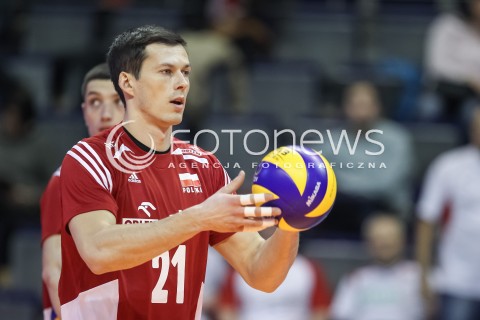  05.01.2016 BERLIN NIEMCY<br />SIATKOWKA MEZCZYZN KWALIFIKACJE DO IGRZYSK OLIMPIJSKICH W BRAZYLII <br />2016 Mens Volleyball European Olympic Qualification Tournament in Berlin<br />MECZ POLSKA - SERBIA ( Poland - Serbia ) <br />N/Z RAFAL BUSZEK SYLWETKA <br /> 