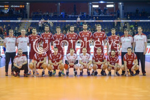  05.01.2016 BERLIN NIEMCY<br />SIATKOWKA MEZCZYZN KWALIFIKACJE DO IGRZYSK OLIMPIJSKICH W BRAZYLII <br />2016 Mens Volleyball European Olympic Qualification Tournament in Berlin<br />MECZ POLSKA - SERBIA ( Poland - Serbia ) <br />N/Z ZDJECIE GRUPOWE REPREZENTACJI POLSKI GRUPOWKA GROUP PHOTO<br /> 