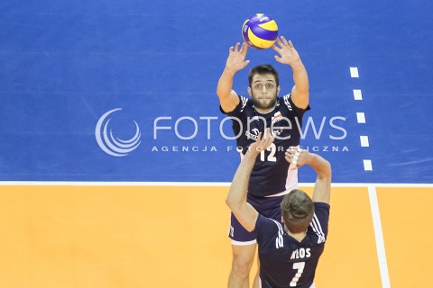  07.01.2016 BERLIN NIEMCY<br />SIATKOWKA MEZCZYZN KWALIFIKACJE DO IGRZYSK OLIMPIJSKICH W BRAZYLII <br />2016 Mens Volleyball European Olympic Qualification Tournament in Berlin<br />MECZ POLSKA - BELGIA ( Poland -Belgium ) <br />N/Z GRZEGORZ LOMACZ KAROL KLOS <br /> 