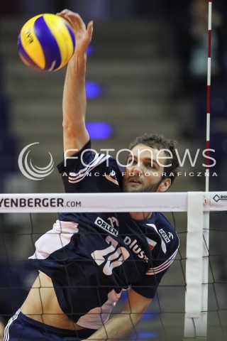  07.01.2016 BERLIN NIEMCY<br />SIATKOWKA MEZCZYZN KWALIFIKACJE DO IGRZYSK OLIMPIJSKICH W BRAZYLII <br />2016 Mens Volleyball European Olympic Qualification Tournament in Berlin<br />MECZ POLSKA - BELGIA ( Poland -Belgium ) <br />N/Z MATEUSZ MIKA SYLWETKA ATAK<br /> 