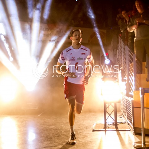  08.01.2016 BERLIN NIEMCY<br />SIATKOWKA MEZCZYZN KWALIFIKACJE DO IGRZYSK OLIMPIJSKICH W BRAZYLII <br />2016 Mens Volleyball European Olympic Qualification Tournament in Berlin<br />MECZ POLSKA - NIEMCY ( Poland - Germany ) <br />N/Z BARTOSZ KUREK PREZENTACJA ZESPOLU OPRAWA<br /> 