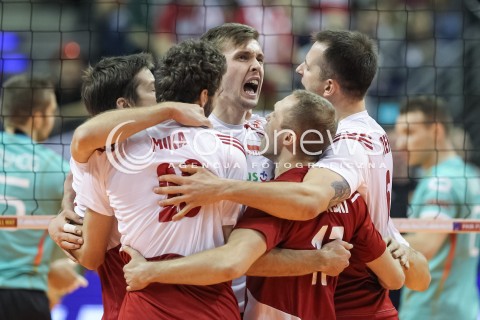  08.01.2016 BERLIN NIEMCY<br />SIATKOWKA MEZCZYZN KWALIFIKACJE DO IGRZYSK OLIMPIJSKICH W BRAZYLII <br />2016 Mens Volleyball European Olympic Qualification Tournament in Berlin<br />MECZ POLSKA - NIEMCY ( Poland - Germany ) <br />N/Z MATEUSZ BIENIEK BARTOSZ KUREK RADOSC EMOCJE <br /> 