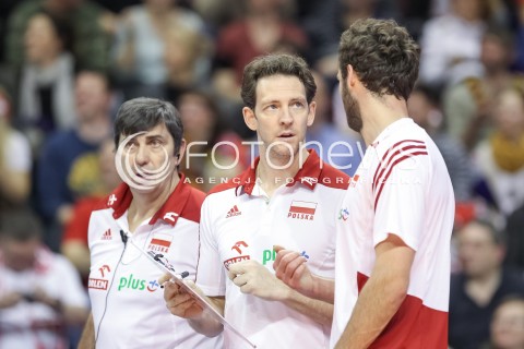  08.01.2016 BERLIN NIEMCY<br />SIATKOWKA MEZCZYZN KWALIFIKACJE DO IGRZYSK OLIMPIJSKICH W BRAZYLII <br />2016 Mens Volleyball European Olympic Qualification Tournament in Berlin<br />MECZ POLSKA - NIEMCY ( Poland - Germany ) <br />N/Z STEPHANE ANTIGA - I TRENER ( HEAD COACH ) MATEUSZ MIKA PHILIPPE BLAIN - II TRENER ( ASSISTANT COACH ) <br /> 