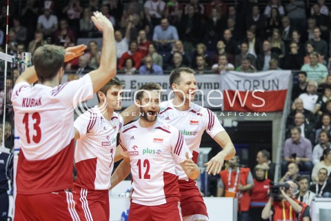  08.01.2016 BERLIN NIEMCY<br />SIATKOWKA MEZCZYZN KWALIFIKACJE DO IGRZYSK OLIMPIJSKICH W BRAZYLII <br />2016 Mens Volleyball European Olympic Qualification Tournament in Berlin<br />MECZ POLSKA - NIEMCY ( Poland - Germany ) <br />N/Z GRZEGORZ LOMACZ KAROL KLOS BARTOSZ KUREK RADOSC EMOCJE <br /> 