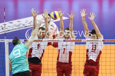  08.01.2016 BERLIN NIEMCY<br />SIATKOWKA MEZCZYZN KWALIFIKACJE DO IGRZYSK OLIMPIJSKICH W BRAZYLII <br />2016 Mens Volleyball European Olympic Qualification Tournament in Berlin<br />MECZ POLSKA - NIEMCY ( Poland - Germany ) <br />N/Z BARTOSZ KUREK KAROL KLOS MICHAL KUBIAK <br /> 
