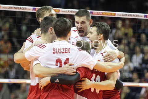  08.01.2016 BERLIN NIEMCY<br />SIATKOWKA MEZCZYZN KWALIFIKACJE DO IGRZYSK OLIMPIJSKICH W BRAZYLII <br />2016 Mens Volleyball European Olympic Qualification Tournament in Berlin<br />MECZ POLSKA - NIEMCY ( Poland - Germany ) <br />N/Z DAWID KONARSKI FABIAN DRZYZGA RADOSC EMOCJE <br /> 