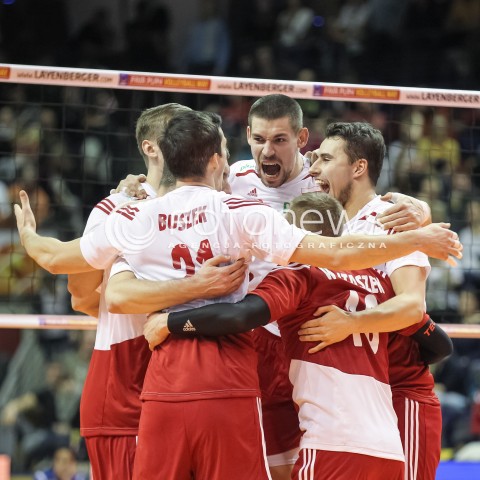  08.01.2016 BERLIN NIEMCY<br />SIATKOWKA MEZCZYZN KWALIFIKACJE DO IGRZYSK OLIMPIJSKICH W BRAZYLII <br />2016 Mens Volleyball European Olympic Qualification Tournament in Berlin<br />MECZ POLSKA - NIEMCY ( Poland - Germany ) <br />N/Z DAWID KONARSKI FABIAN DRZYZGA RADOSC EMOCJE <br /> 