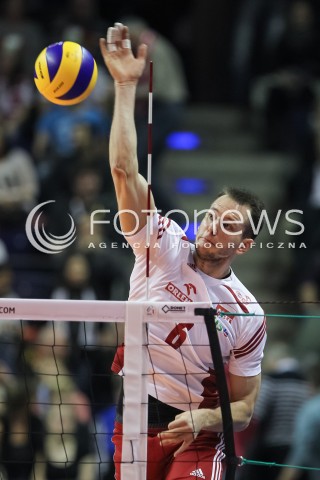  08.01.2016 BERLIN NIEMCY<br />SIATKOWKA MEZCZYZN KWALIFIKACJE DO IGRZYSK OLIMPIJSKICH W BRAZYLII <br />2016 Mens Volleyball European Olympic Qualification Tournament in Berlin<br />MECZ POLSKA - NIEMCY ( Poland - Germany ) <br />N/Z BARTOSZ KUREK SYLWETKA ATAK<br /> 