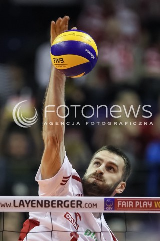  08.01.2016 BERLIN NIEMCY<br />SIATKOWKA MEZCZYZN KWALIFIKACJE DO IGRZYSK OLIMPIJSKICH W BRAZYLII <br />2016 Mens Volleyball European Olympic Qualification Tournament in Berlin<br />MECZ POLSKA - NIEMCY ( Poland - Germany ) <br />N/Z MARCIN MOZDZONEK SYLWETKA ATAK<br /> 