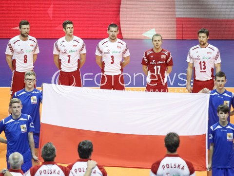  08.01.2016 BERLIN NIEMCY<br />SIATKOWKA MEZCZYZN KWALIFIKACJE DO IGRZYSK OLIMPIJSKICH W BRAZYLII <br />2016 Mens Volleyball European Olympic Qualification Tournament in Berlin<br />MECZ POLSKA - NIEMCY ( Poland - Germany ) <br />N/Z REPREZENTACJA POLSKI PODCZAS HYMNU NARODOWEGO FLAGA SZTAB SZKOLENIOWY ANDRZEJ WRONA KAROL KLOS DAWID KONARSKI PAWEL ZATORSKI MICHAL KUBIAK <br /> 