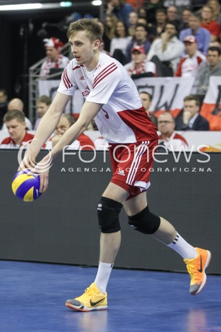  08.01.2016 BERLIN NIEMCY<br />SIATKOWKA MEZCZYZN KWALIFIKACJE DO IGRZYSK OLIMPIJSKICH W BRAZYLII <br />2016 Mens Volleyball European Olympic Qualification Tournament in Berlin<br />MECZ POLSKA - NIEMCY ( Poland - Germany ) <br />N/Z MATEUSZ BIENIEK SYLWETKA <br /> 