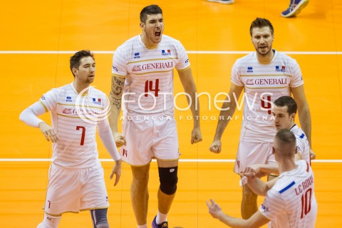  09.01.2016 BERLIN NIEMCY<br />SIATKOWKA MEZCZYZN KWALIFIKACJE DO IGRZYSK OLIMPIJSKICH W BRAZYLII <br />2016 Mens Volleyball European Olympic Qualification Tournament in Berlin<br />POLFINAL 2 - SEMIFINAL<br />MECZ FRANCJA - POLSKA ( France - Poland ) <br />N/Z KEVIN TILLIE NICOLAS LE GOFF ANTONIN ROUZIER RADOSC EMOCJE <br /> 