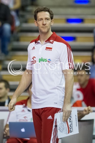  09.01.2016 BERLIN NIEMCY<br />SIATKOWKA MEZCZYZN KWALIFIKACJE DO IGRZYSK OLIMPIJSKICH W BRAZYLII <br />2016 Mens Volleyball European Olympic Qualification Tournament in Berlin<br />POLFINAL 2 - SEMIFINAL<br />MECZ FRANCJA - POLSKA ( France - Poland ) <br />N/Z STEPHANE ANTIGA - I TRENER ( HEAD COACH ) SYLWETKA <br /> 