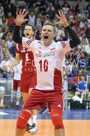  09.01.2016 BERLIN NIEMCY<br />SIATKOWKA MEZCZYZN KWALIFIKACJE DO IGRZYSK OLIMPIJSKICH W BRAZYLII <br />2016 Mens Volleyball European Olympic Qualification Tournament in Berlin<br />POLFINAL 2 - SEMIFINAL<br />MECZ FRANCJA - POLSKA ( France - Poland ) <br />N/Z DAMIAN WOJTASZEK RADOSC EMOCJE SYLWETKA <br /> 