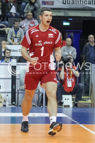  09.01.2016 BERLIN NIEMCY<br />SIATKOWKA MEZCZYZN KWALIFIKACJE DO IGRZYSK OLIMPIJSKICH W BRAZYLII <br />2016 Mens Volleyball European Olympic Qualification Tournament in Berlin<br />POLFINAL 2 - SEMIFINAL<br />MECZ FRANCJA - POLSKA ( France - Poland ) <br />N/Z WOJCIECH ZALINSKI SYLWETKA RADOSC EMOCJE <br /> 