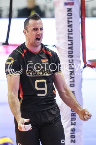  10.01.2016 BERLIN NIEMCY<br />SIATKOWKA MEZCZYZN KWALIFIKACJE DO IGRZYSK OLIMPIJSKICH W BRAZYLII <br />2016 Mens Volleyball European Olympic Qualification Tournament in Berlin<br />MECZ O 3. MIEJSCE - 3RD PLACE MATCH<br />MECZ POLSKA - NIEMCY ( Poland - Germany ) <br />N/Z GYORGY GROZER RADOSC EMOCJE SYLWETKA <br /> 