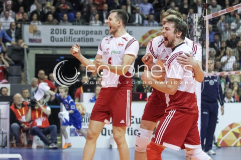  10.01.2016 BERLIN NIEMCY<br />SIATKOWKA MEZCZYZN KWALIFIKACJE DO IGRZYSK OLIMPIJSKICH W BRAZYLII <br />2016 Mens Volleyball European Olympic Qualification Tournament in Berlin<br />MECZ O 3. MIEJSCE - 3RD PLACE MATCH<br />MECZ POLSKA - NIEMCY ( Poland - Germany ) <br />N/Z BARTOSZ KUREK MICHAL KUBIAK RADOSC EMOCJE WYGRANA ZWYCIESTWO AWANS<br /> 