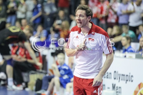  10.01.2016 BERLIN NIEMCY<br />SIATKOWKA MEZCZYZN KWALIFIKACJE DO IGRZYSK OLIMPIJSKICH W BRAZYLII <br />2016 Mens Volleyball European Olympic Qualification Tournament in Berlin<br />MECZ O 3. MIEJSCE - 3RD PLACE MATCH<br />MECZ POLSKA - NIEMCY ( Poland - Germany ) <br />N/Z STEPHANE ANTIGA - I TRENER ( HEAD COACH ) SYLWETKA <br /> 