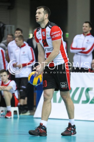 13.01.2016 RZESZOW<br />SIATKOWKA PLUSLIGA 2015/2016 MEN VOLLEYBALL POLAND POLISH PLUS LIGA LEAGUE SEASON 2015/2016<br />MECZ ASSECO RESOVIA RZESZOW - EFFECTOR KIELCE <br />N/Z DOMINIK WITCZAK SYLWETKA <br /> 