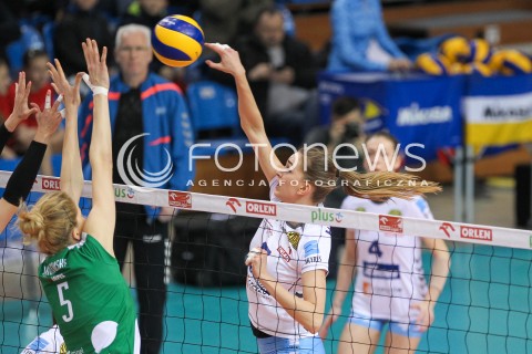  14.01.2016 RZESZOW<br />SIATKOWKA ORLEN LIGA 2015/2016 WOMEN VOLLEYBALL POLAND POLISH ORLENLIGA LEAGUE SEASON 2015/2016<br />MECZ DEVELOPRES SKYRES RZESZOW - IMPEL WROCLAW<br />N/Z MAGDALENA HAWRYLA AGNIESZKA KAKOLEWSKA <br /> 