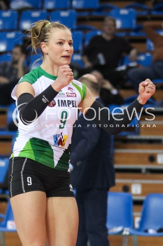  14.01.2016 RZESZOW<br />SIATKOWKA ORLEN LIGA 2015/2016 WOMEN VOLLEYBALL POLAND POLISH ORLENLIGA LEAGUE SEASON 2015/2016<br />MECZ DEVELOPRES SKYRES RZESZOW - IMPEL WROCLAW<br />N/Z AGATA SAWICKA RADOSC EMOCJE SYLWETKA <br /> 