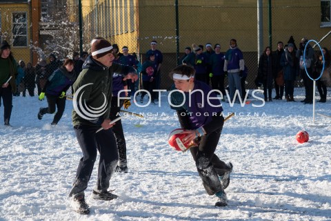  16.01.2016 WARSZAWA<br /> DRUGIE MISTRZOSTWA POLSKI W QUIDDITCHU<br />ELIMINACJE DO MISTRZOSTW EUROPY <br />N/Z MECZ ZESPOLOW KRAKOW DRAGONS I WARSAW MERMAIDS <br /> 