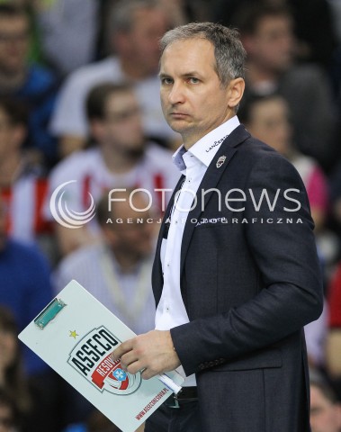  16.01.2016 RZESZOW<br />SIATKOWKA PLUSLIGA 2015/2016 MEN VOLLEYBALL POLAND POLISH PLUS LIGA LEAGUE SEASON 2015/2016<br />MECZ ASSECO RESOVIA RZESZOW - LOTOS TREFL GDANSK <br />N/Z ANDRZEJ KOWAL - I TRENER ( HEAD COACH ) SYLWETKA <br /> 