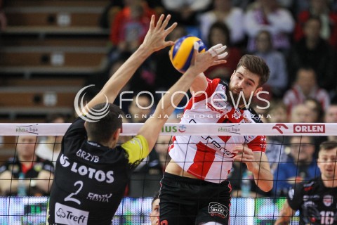  16.01.2016 RZESZOW<br />SIATKOWKA PLUSLIGA 2015/2016 MEN VOLLEYBALL POLAND POLISH PLUS LIGA LEAGUE SEASON 2015/2016<br />MECZ ASSECO RESOVIA RZESZOW - LOTOS TREFL GDANSK <br />N/Z DAWID DRYJA <br /> 