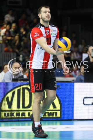  16.01.2016 RZESZOW<br />SIATKOWKA PLUSLIGA 2015/2016 MEN VOLLEYBALL POLAND POLISH PLUS LIGA LEAGUE SEASON 2015/2016<br />MECZ ASSECO RESOVIA RZESZOW - LOTOS TREFL GDANSK <br />N/Z DOMINIK WITCZAK SYLWETKA <br /> 
