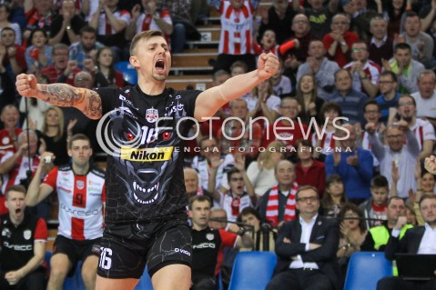  16.01.2016 RZESZOW<br />SIATKOWKA PLUSLIGA 2015/2016 MEN VOLLEYBALL POLAND POLISH PLUS LIGA LEAGUE SEASON 2015/2016<br />MECZ ASSECO RESOVIA RZESZOW - LOTOS TREFL GDANSK <br />N/Z KRZYSZTOF IGNACZAK SYLWETKA RADOSC EMOCJE <br /> 
